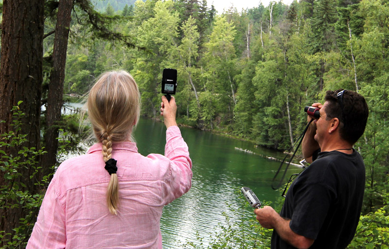 FRESH! AiR artist in residence in a partnership between the Caetani Cultural Centre and the Allan Brooks Nature Centre
Anna Glynn & Peter Dalmazzo field recording at Echo Lake 2014